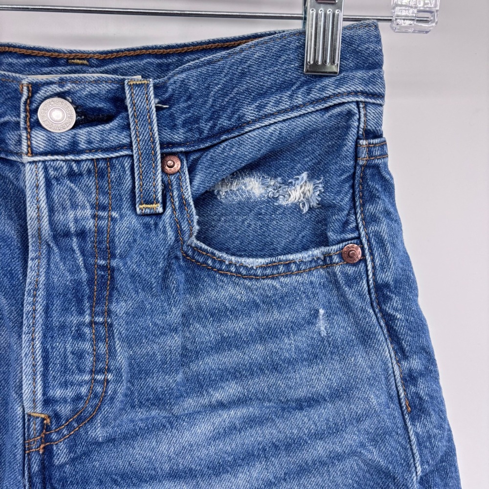 Levi's Premium Ribcage Denim Shorts Women's Size 24 Distressed Frayed‎ Blue - Picture 4 of 8